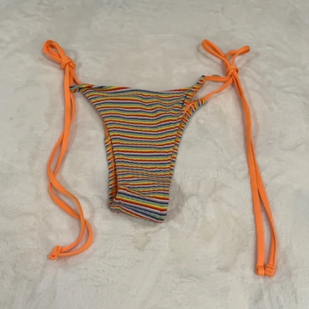 Frankies Bikinis new without